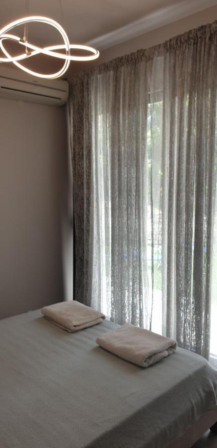 Angela Apartments Pool Gardens And Sea Views Agios Stefanos Avliotes  ภายนอก รูปภาพ